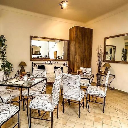 Central 9 Rooms Ermoupoli Dış mekan fotoğraf