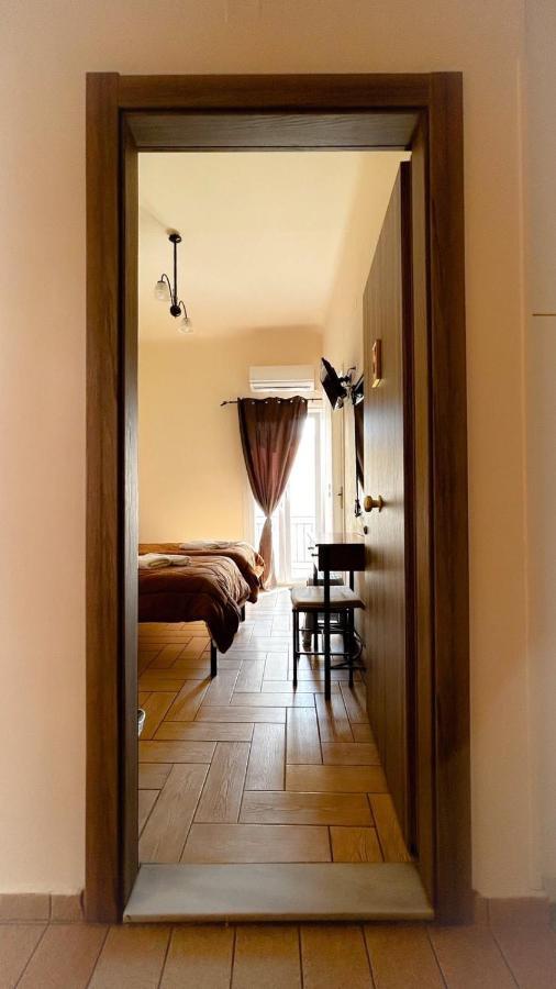 Central 9 Rooms Ermoupoli Dış mekan fotoğraf