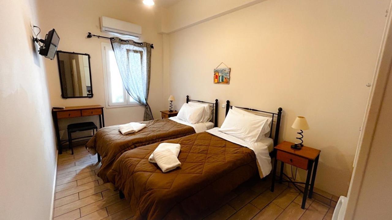 Central 9 Rooms Ermoupoli Dış mekan fotoğraf