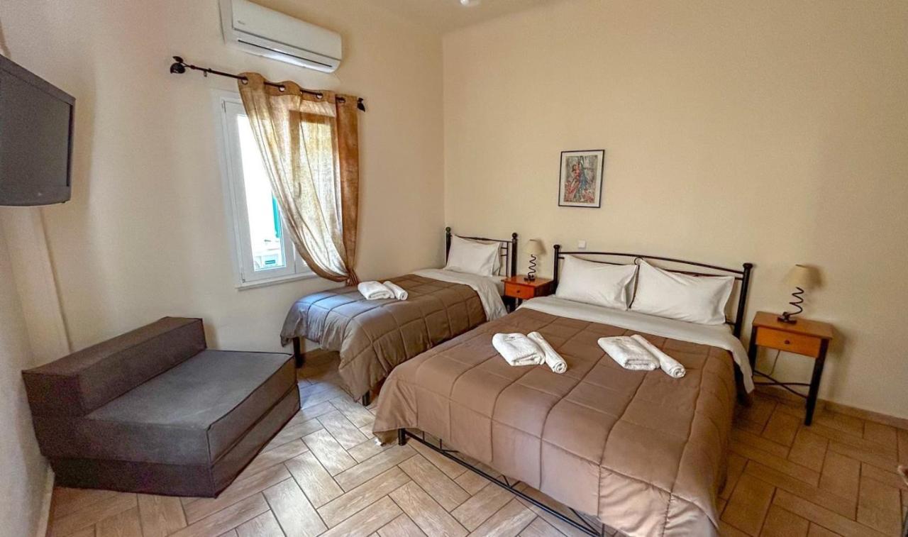 Central 9 Rooms Ermoupoli Dış mekan fotoğraf