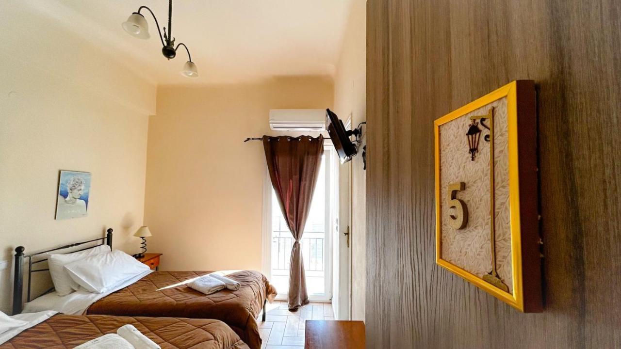 Central 9 Rooms Ermoupoli Dış mekan fotoğraf
